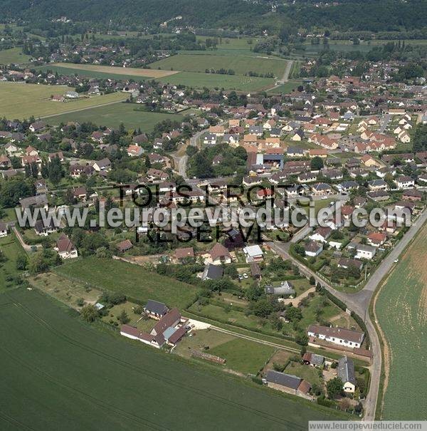 Photo aérienne de Arnires-sur-Iton