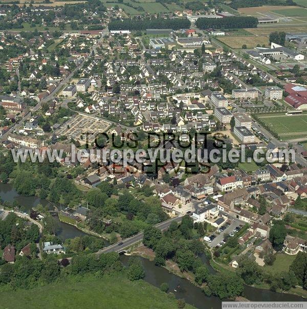 Photo aérienne de Le Vaudreuil