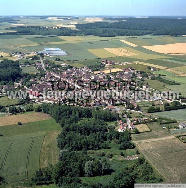 Photo aérienne de Courgenay