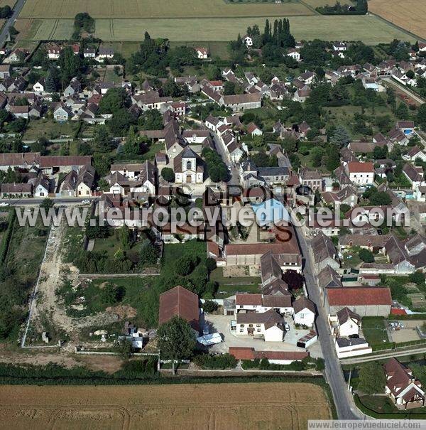 Photo aérienne de Gisy-les-Nobles