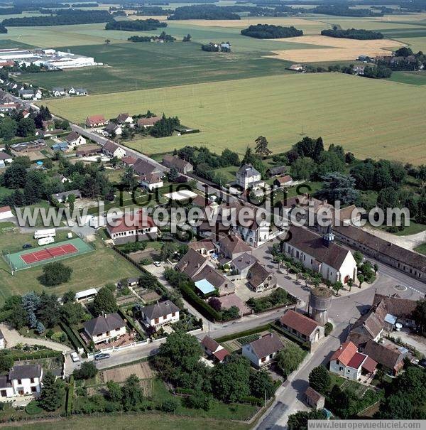 Photo aérienne de Jouy