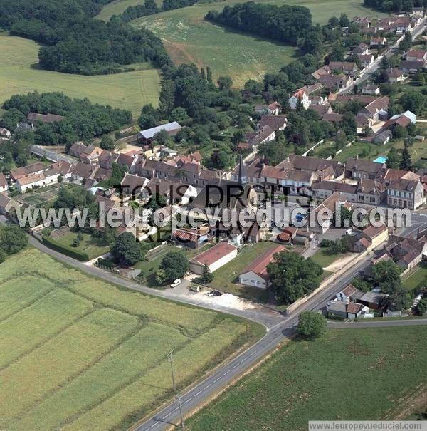 Photo aérienne de Montacher-Villegardin