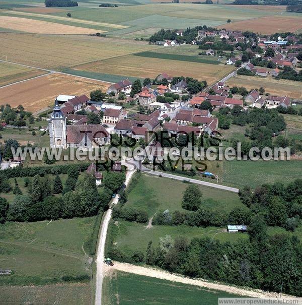 Photo aérienne de Poilly-sur-Tholon