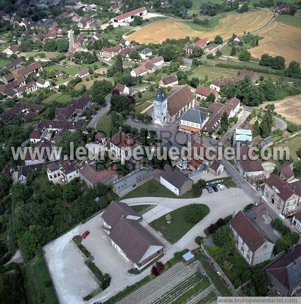Photo aérienne de Saint-Aubin-Château-Neuf