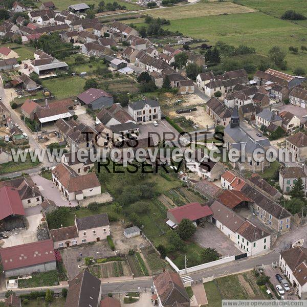 Photo aérienne de Bleigny-le-Carreau