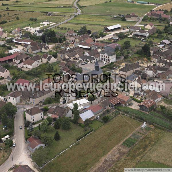 Photo aérienne de Bleigny-le-Carreau