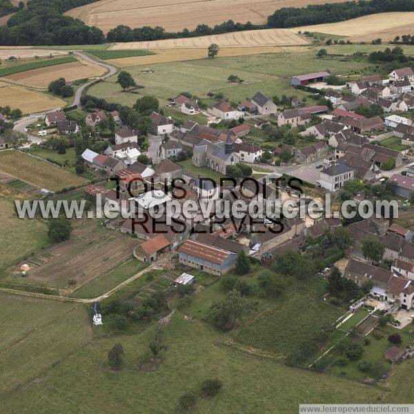 Photo aérienne de Bleigny-le-Carreau