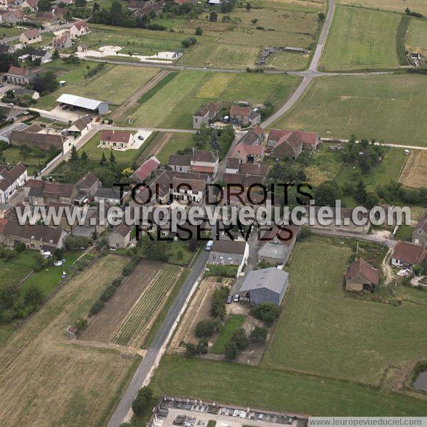 Photo aérienne de Bleigny-le-Carreau