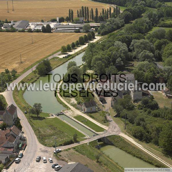 Photo aérienne de Ancy-le-Libre