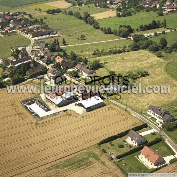 Photo aérienne de Beugnon