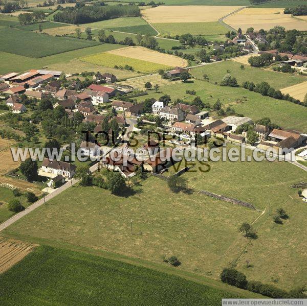 Photo aérienne de Beugnon