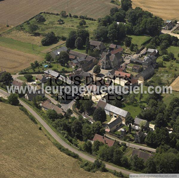 Photo aérienne de Boeurs-en-Othe