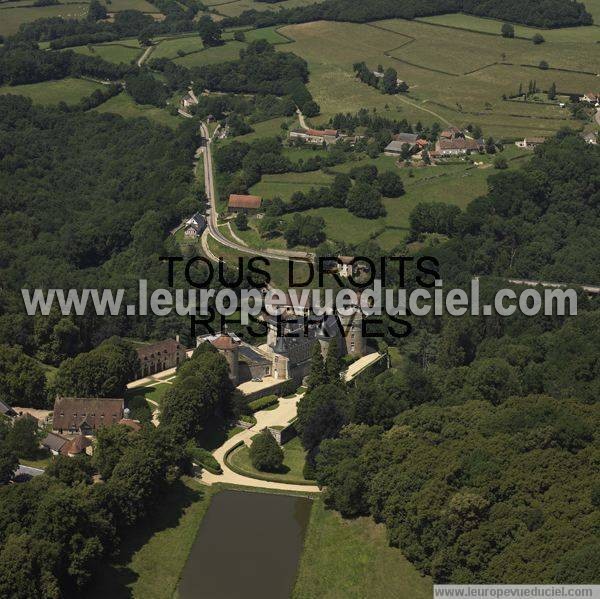 Photo aérienne de Chastellux-sur-Cure