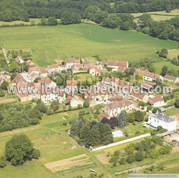 Photo aérienne de Givry