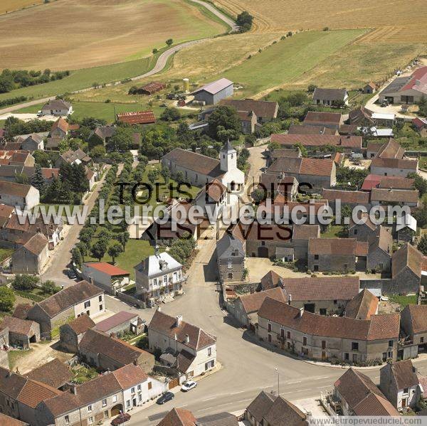 Photo aérienne de Lichères-près-Aigremont