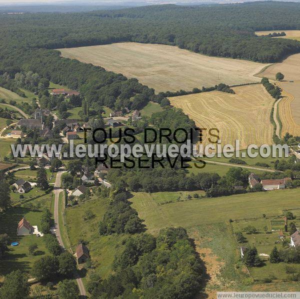 Photo aérienne de Lichres-sur-Yonne