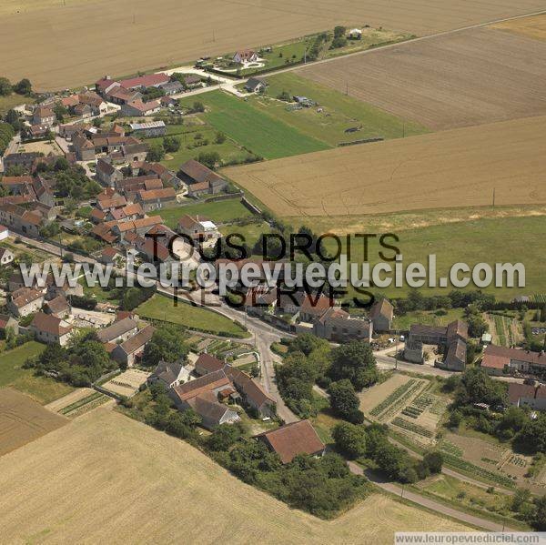 Photo aérienne de Moulins-en-Tonnerrois