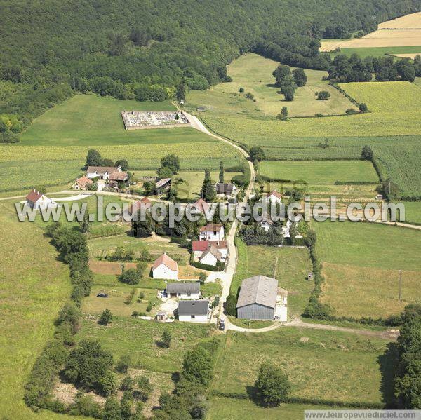 Photo aérienne de Sermizelles