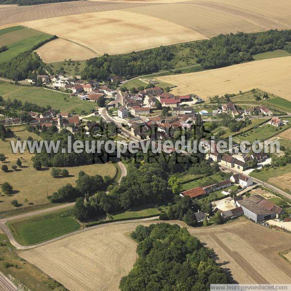 Photo aérienne de Vzannes