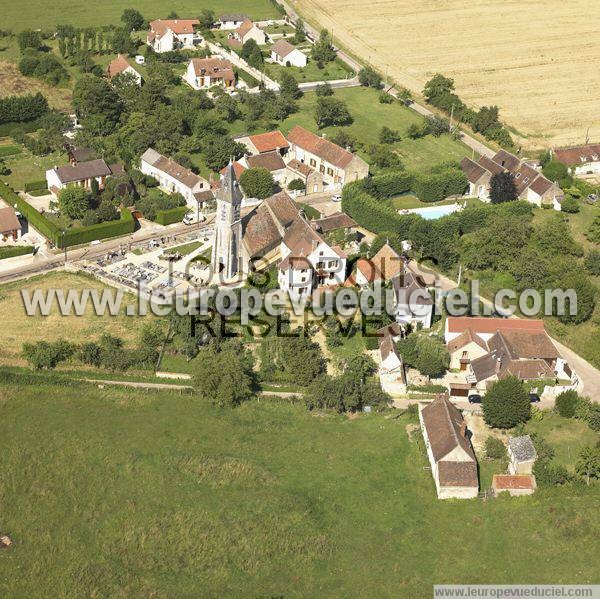 Photo aérienne de Villeneuve-Saint-Salves