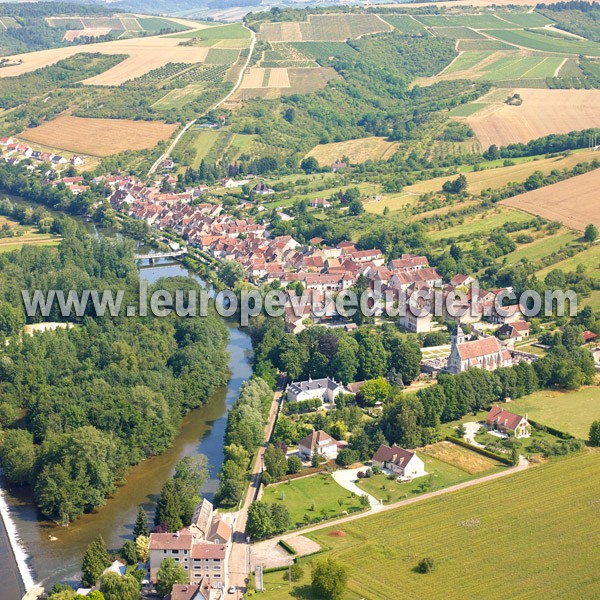 Photo aérienne de Vincelottes