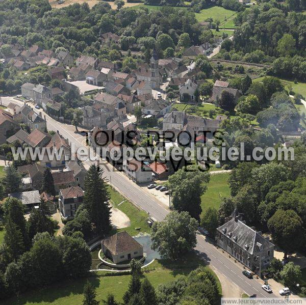 Photo aérienne de Voutenay-sur-Cure