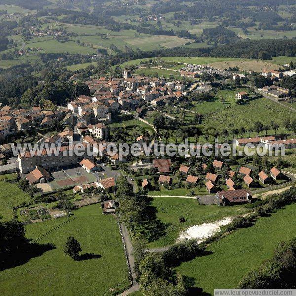 Photo aérienne de Saint-Amant-Roche-Savine