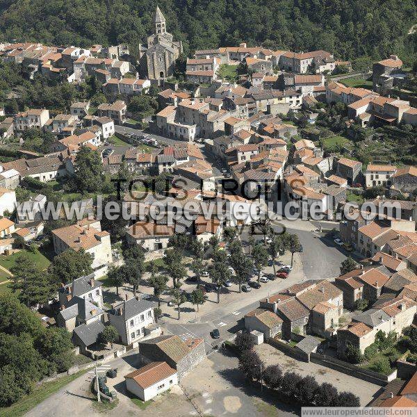 Photo aérienne de Saint-Saturnin