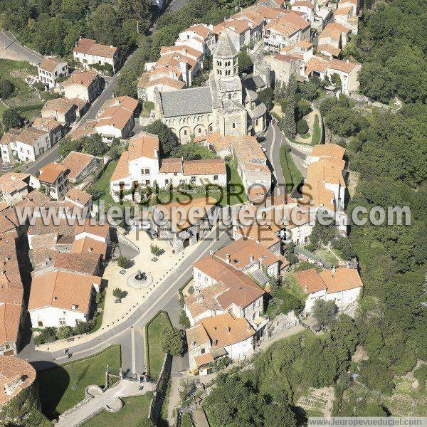 Photo aérienne de Saint-Saturnin