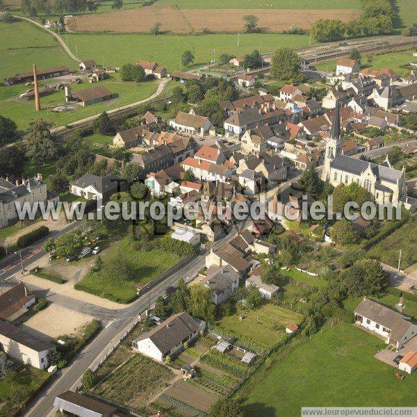 Photo aérienne de Villeneuve-sur-Allier