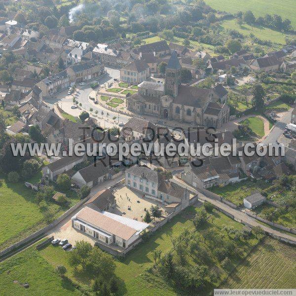 Photo aérienne de Saint-Menoux
