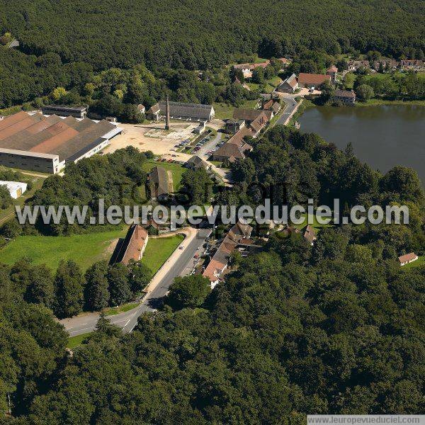 Photo aérienne de Saint-Bonnet-Tronais