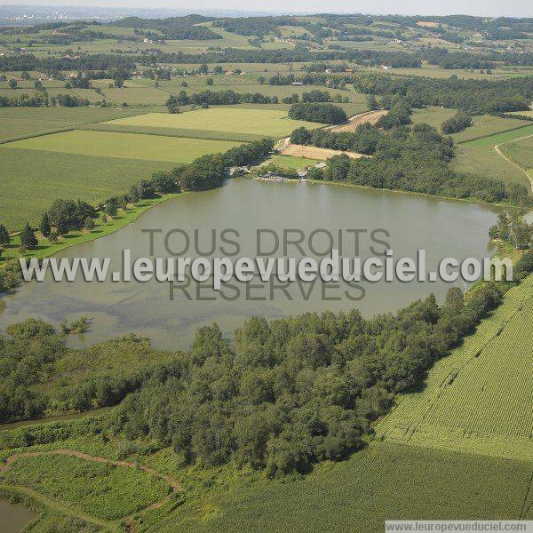 Photo aérienne de Uzein Photo aérienne de Uzein