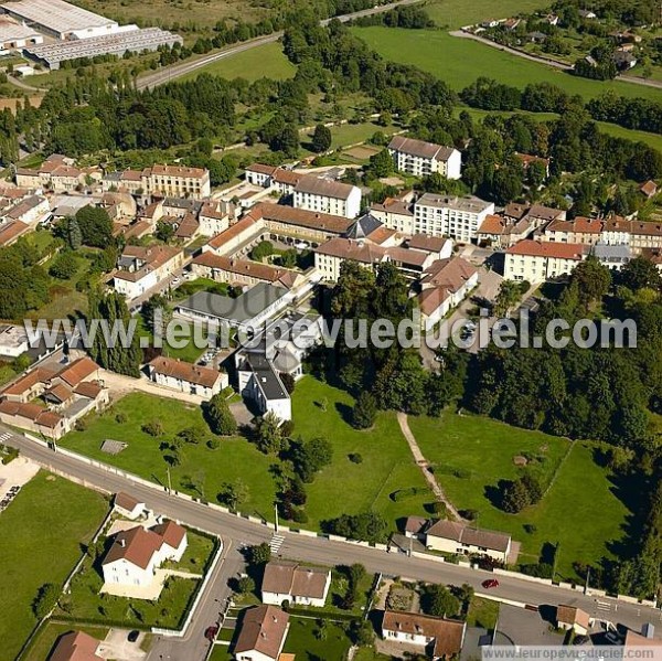 Photo aérienne de Mirecourt