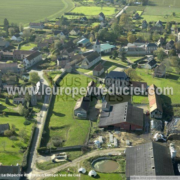 Photo aérienne de Douains