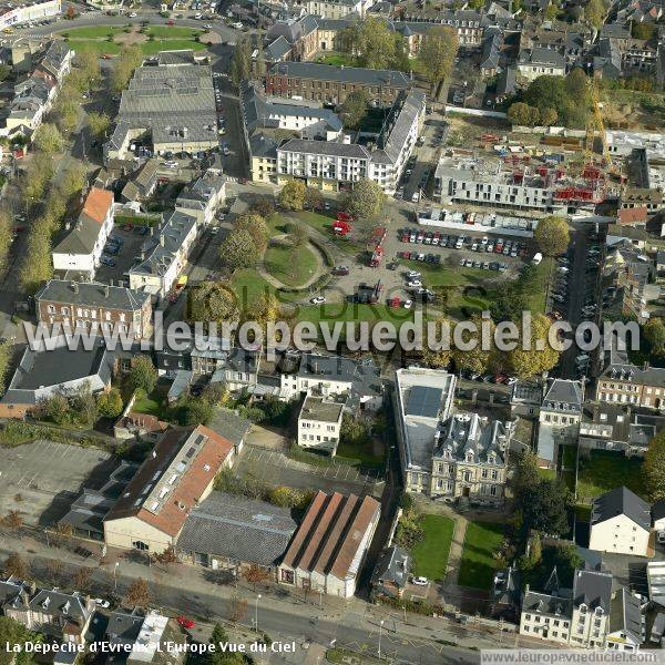 Photo aérienne de Louviers