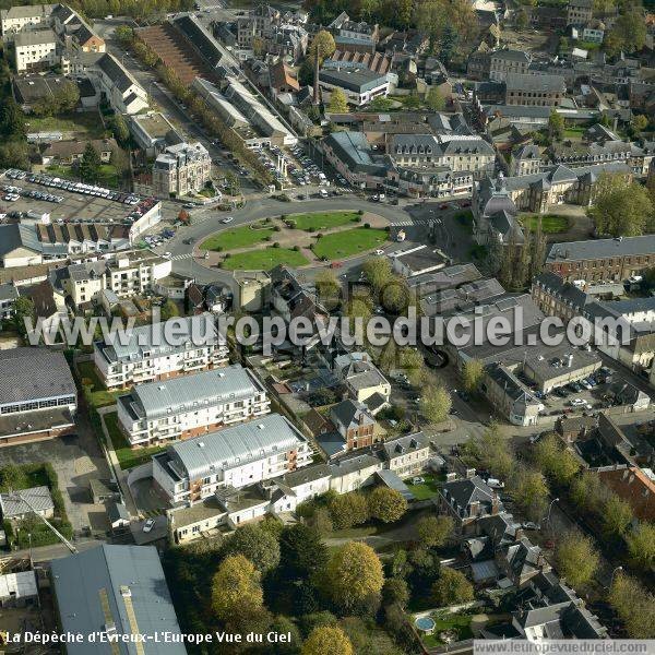 Photo aérienne de Louviers