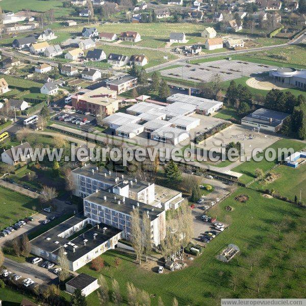 Photo aérienne de Bourg-Achard