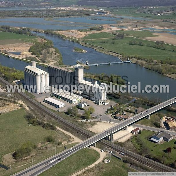 Photo aérienne de Pont--Mousson