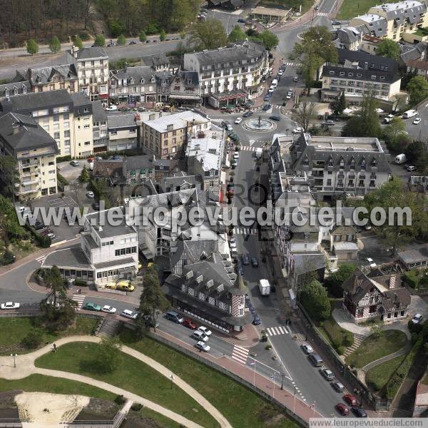 Photo aérienne de Bagnoles-de-l'Orne