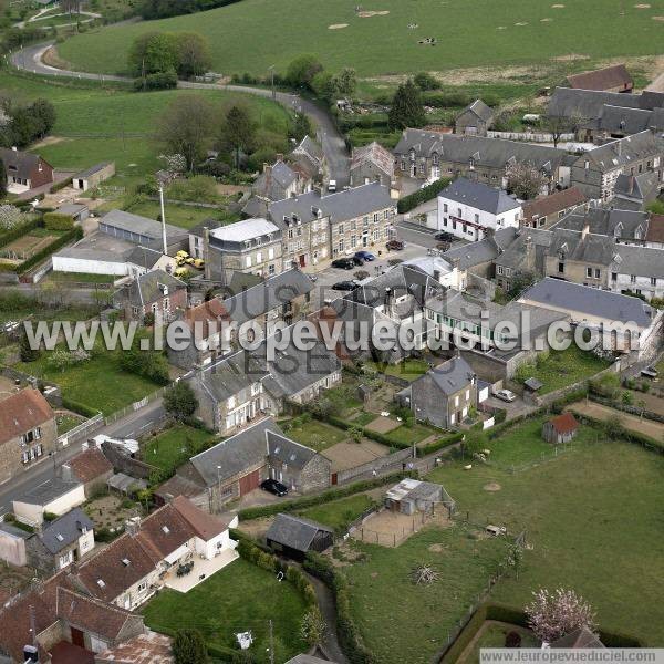 Photo aérienne de Carrouges