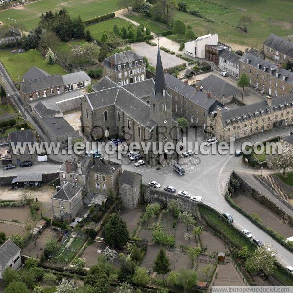 Photo aérienne de Lassay-les-Chteaux