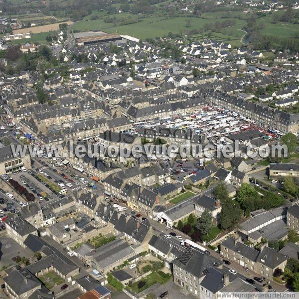 Photo aérienne de Saint-Hilaire-du-Harcout