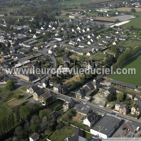 Photo aérienne de Saint-Hilaire-du-Harcout