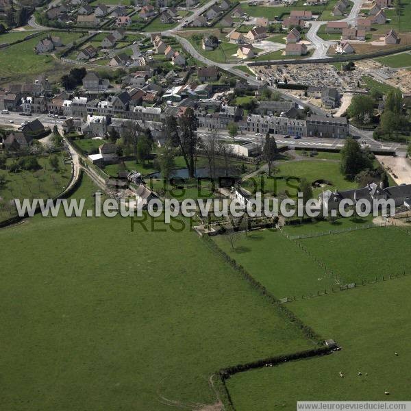 Photo aérienne de Falaise