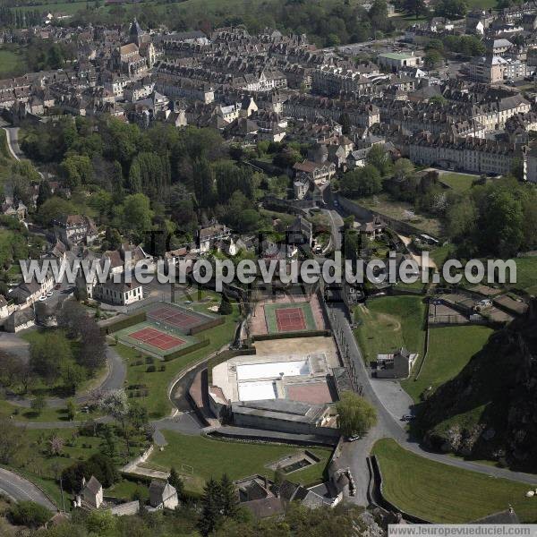 Photo aérienne de Falaise