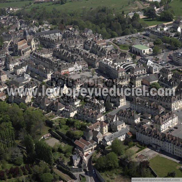 Photo aérienne de Falaise