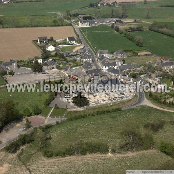 Photo aérienne de Montchauvet