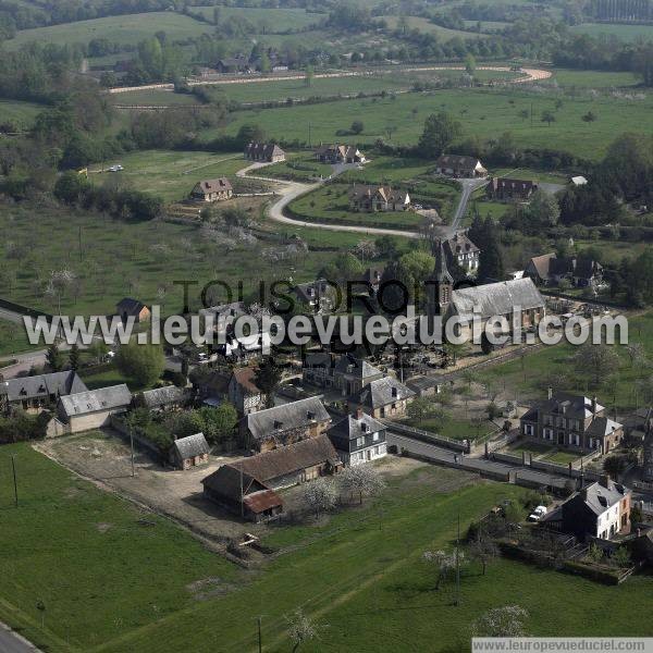Photo aérienne de Beuvron-en-Auge