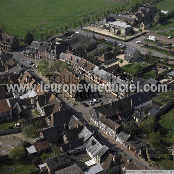 Photo aérienne de Beuvron-en-Auge